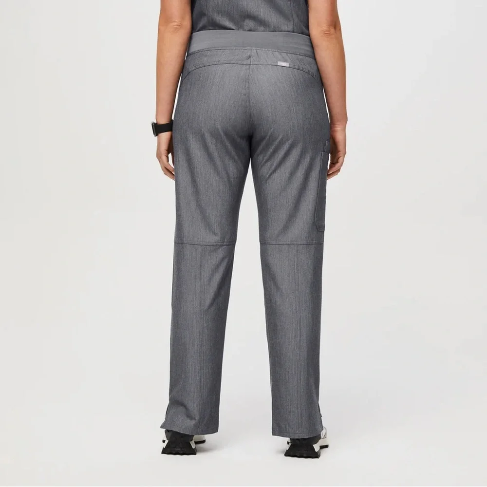 Brand: FIGS Kade Cargo Scrub Pants for Women and Men size XL - Picture 6 of 14